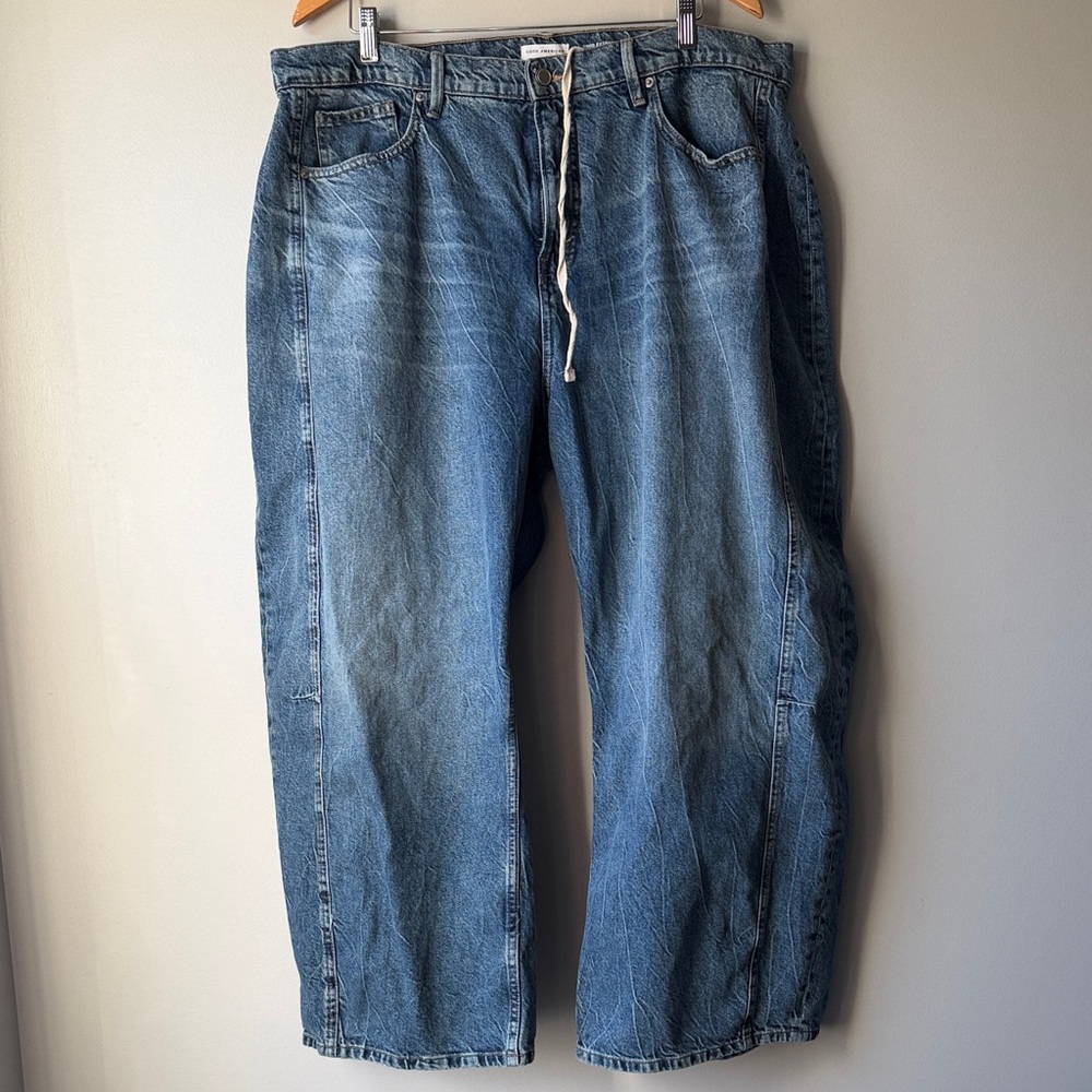Good American Relaxed Fit Men’s Jeans in Blue